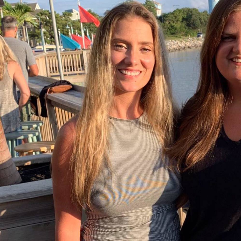 Meet your Posher, Elizabeth